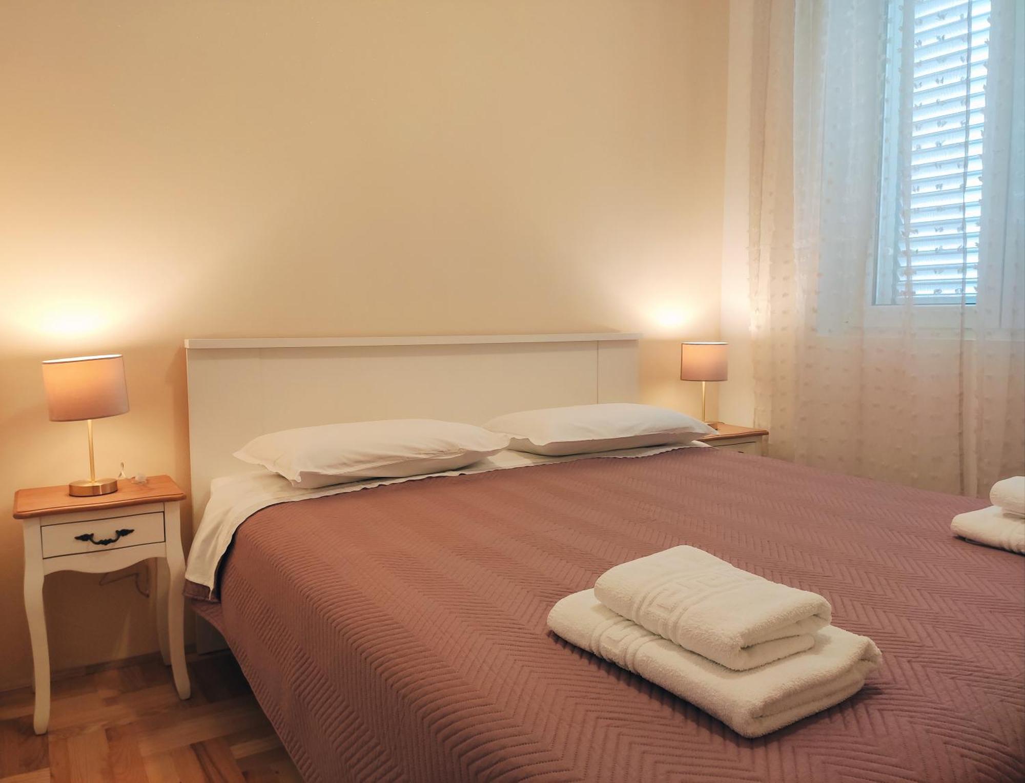שיבניק Siesta Apartments מראה חיצוני תמונה