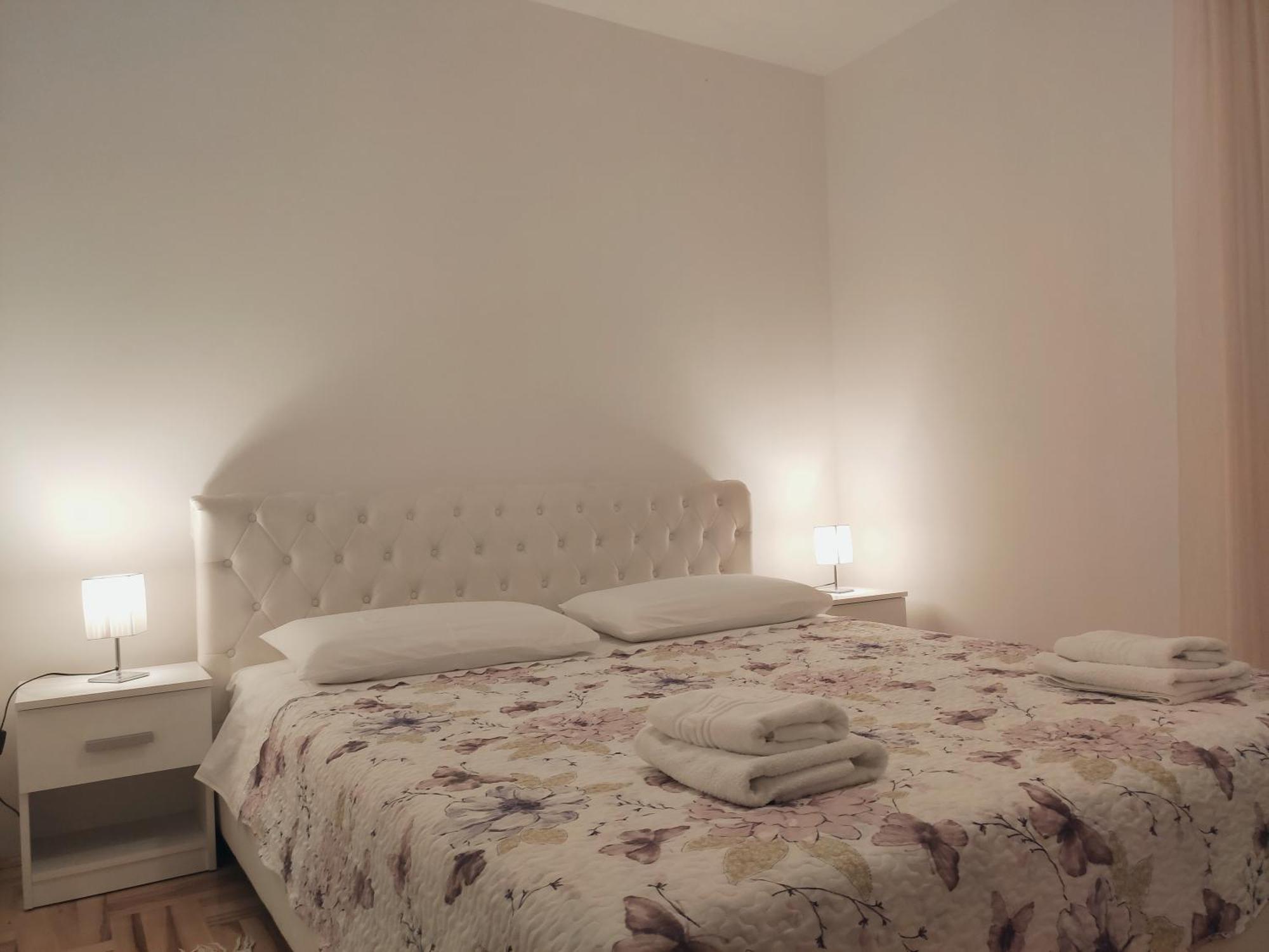 שיבניק Siesta Apartments מראה חיצוני תמונה